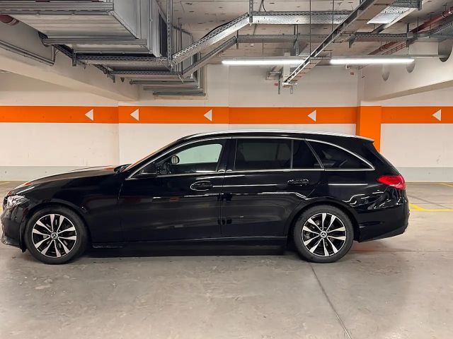 Mercedes-Benz C 220 C 220 d