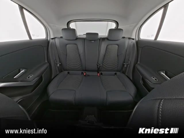 Mercedes-Benz A 180 Hatchback Progressive