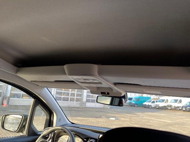 Mercedes-Benz EQT 200