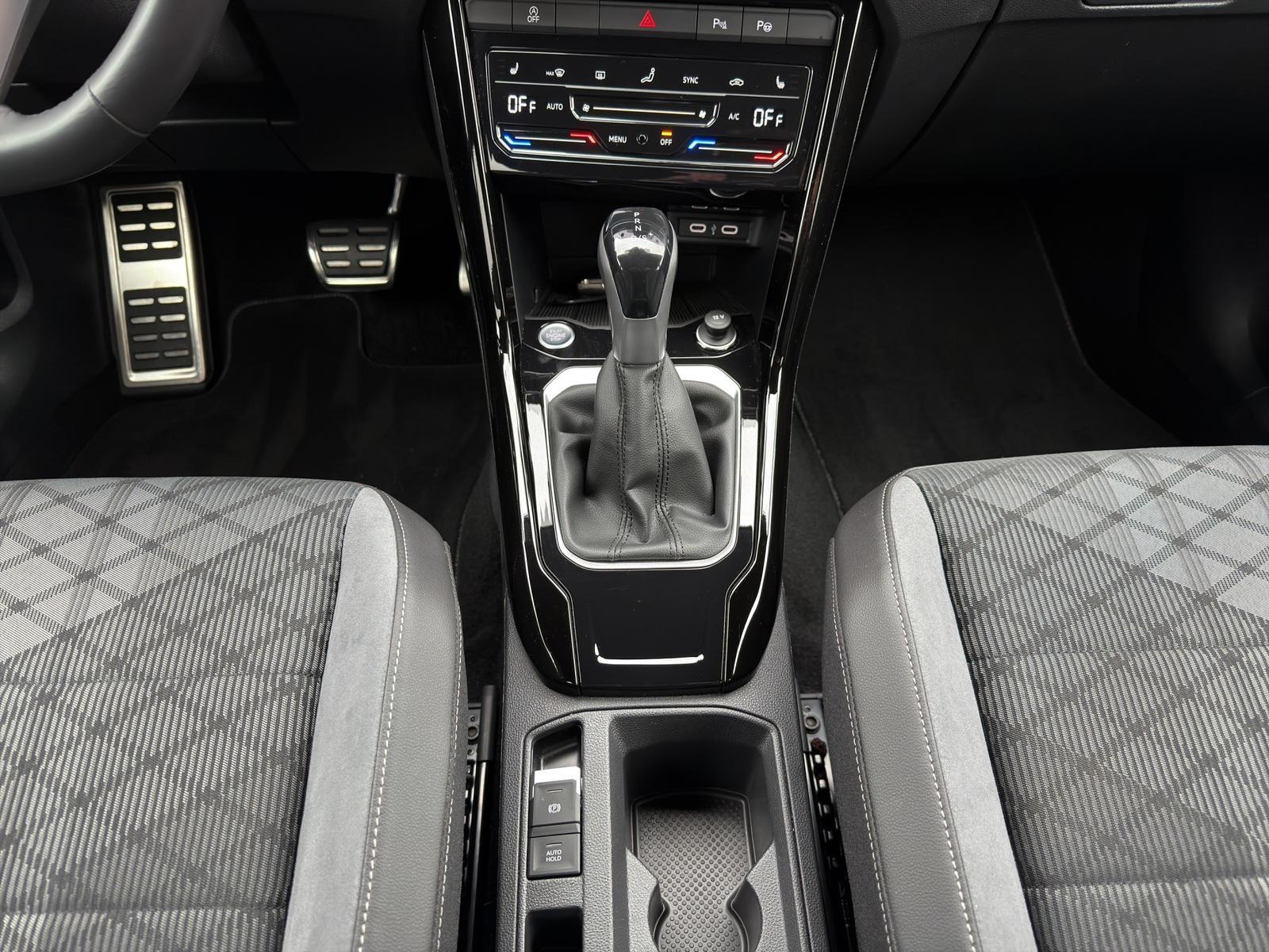 Volkswagen T-Roc 1.5 TSI DSG R-Line