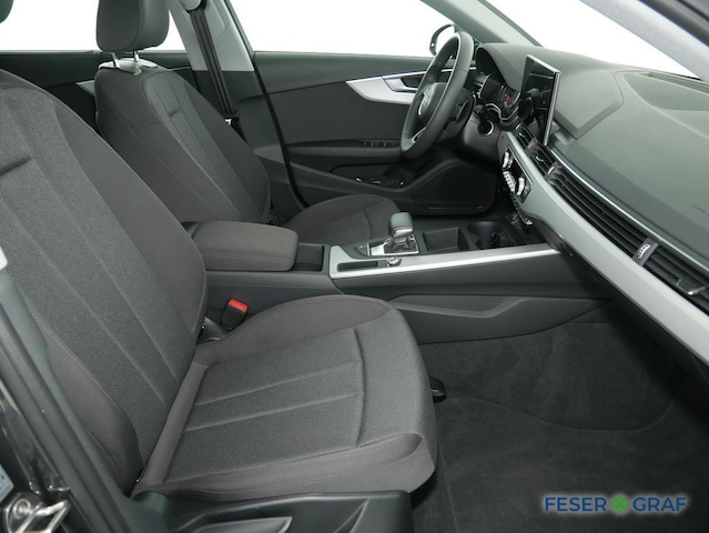 Audi A4 30 TDI Avant S-Tronic