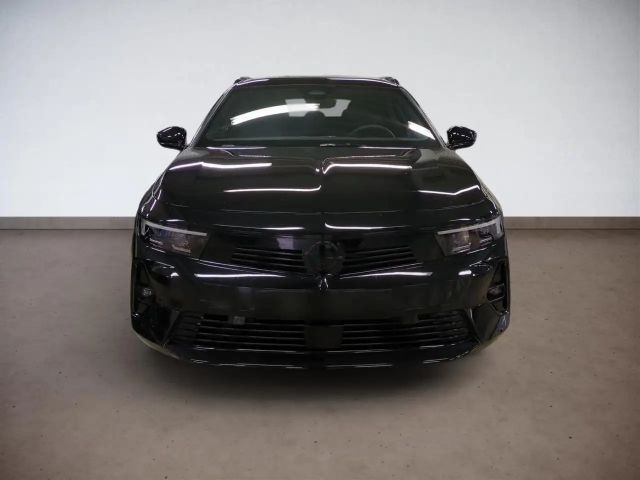 Opel Astra Sports Tourer Ultimate