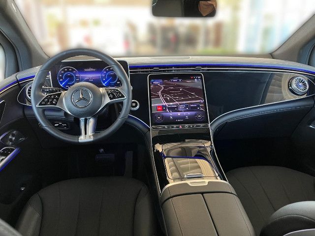 Mercedes-Benz EQE SUV 300