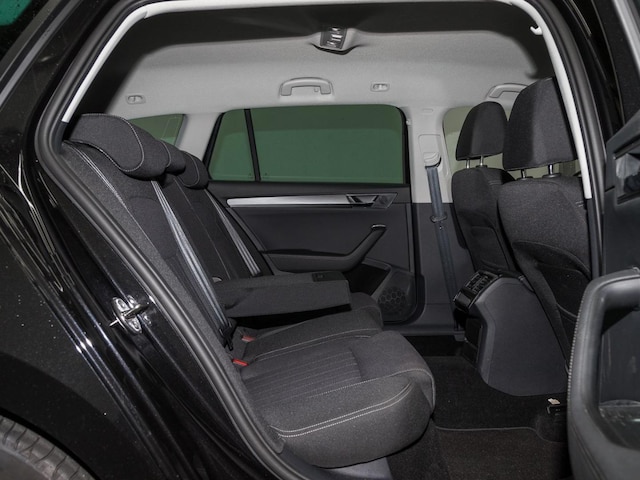 Skoda Superb 2.0 TDI Combi Style Style