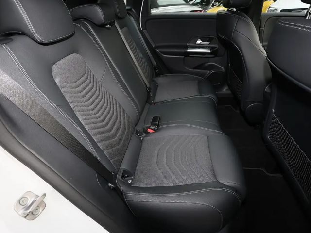 Mercedes-Benz B 200 DISTRONIC+TOTWINKEL+360°+MBUX+LED+17 ZOLL