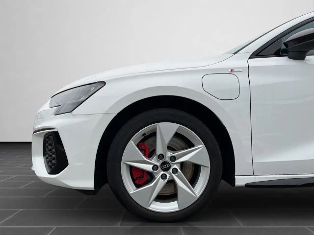 Audi A3 Hybride S-Line Sedan