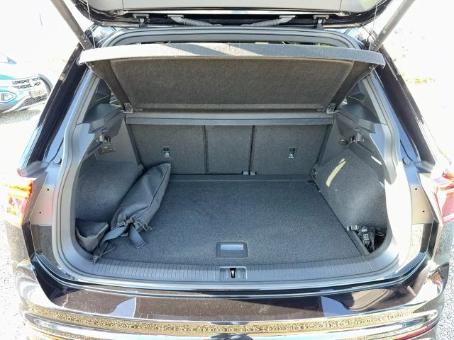 Volkswagen Tiguan R / R-Perform. Akrapovic / H&K DCC- Fahrw.