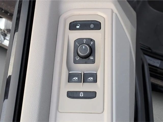 Volkswagen Multivan IQ.Drive Style T7