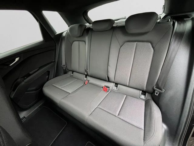 Audi Q4 e-tron Quattro