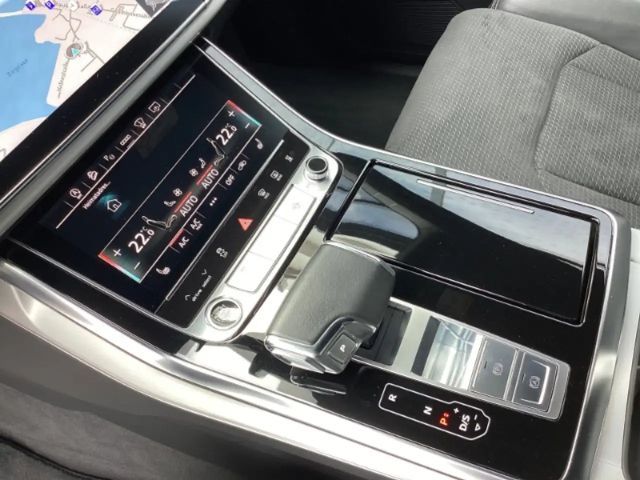 Audi Q8 55 TFSI Quattro S-Line