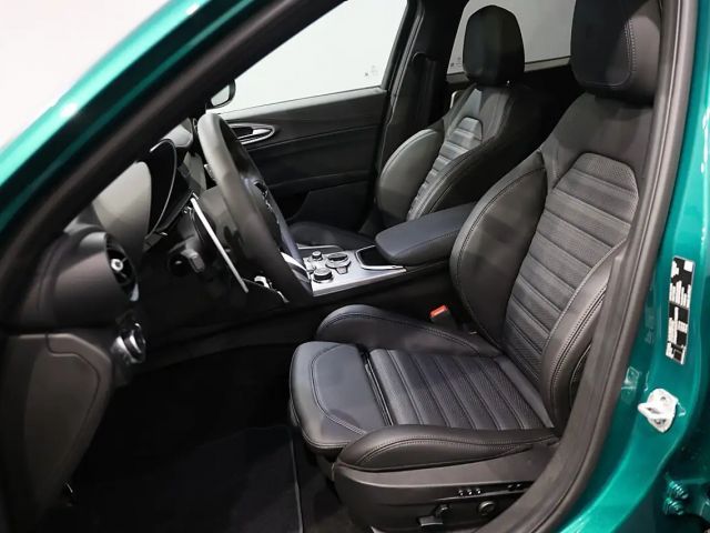 Alfa Romeo Giulia AT8 Q4 Veloce