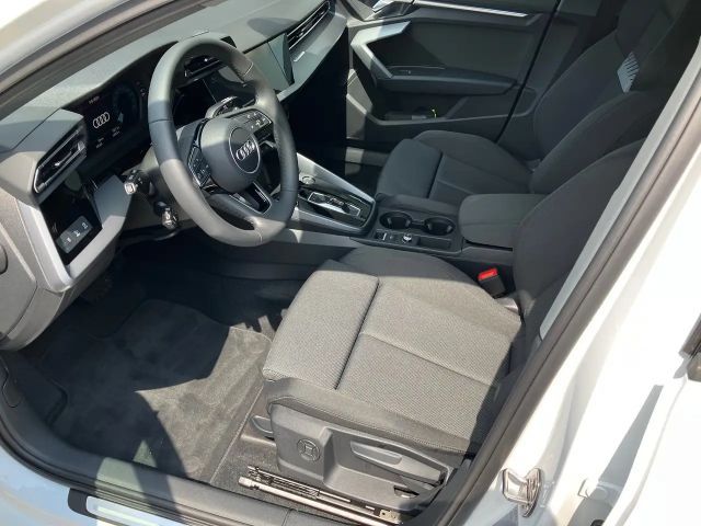 Audi A3 30 TFSI Sedan