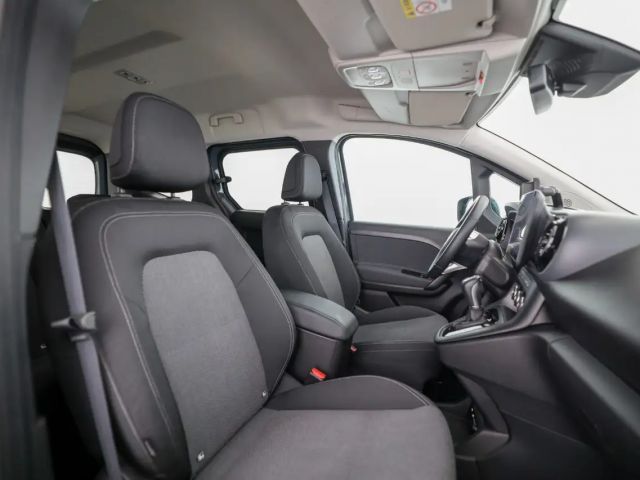 Mercedes-Benz T 180 T 180 Standard Aut. 5 Sitze Navi Cam SHZ LED