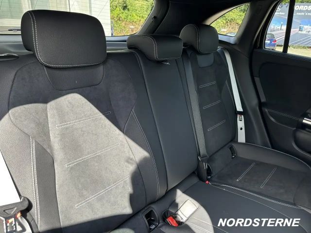 Mercedes-Benz GLA 180 AMG Line