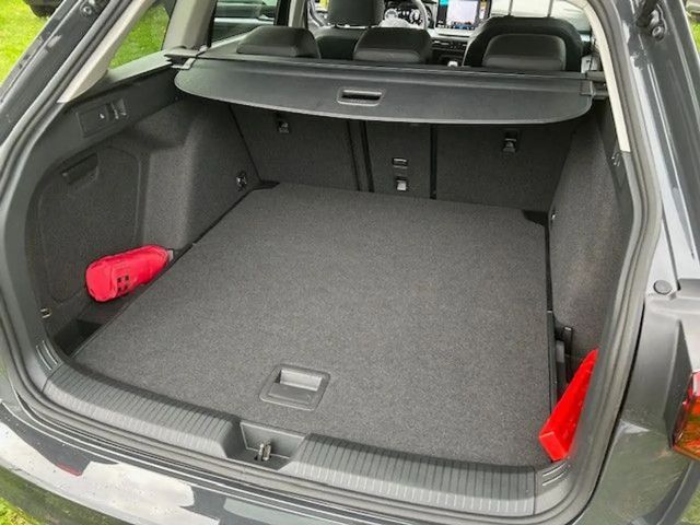 Volkswagen Golf 1.5 TSI Golf VIII Variant