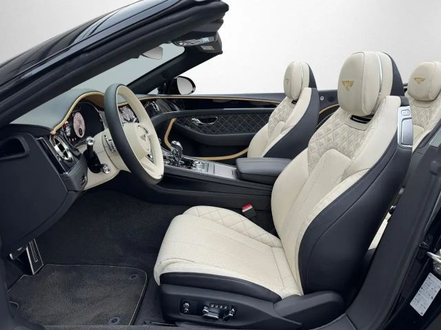 Bentley Continental GTC V8