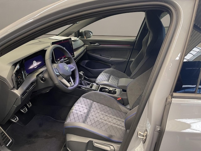 Volkswagen Golf 1.5 TSI