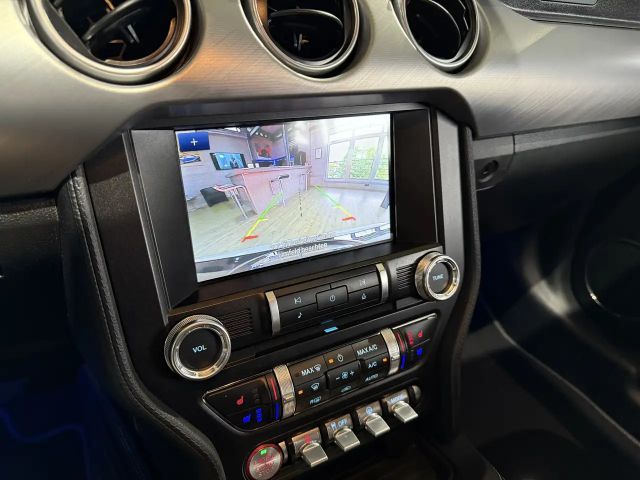 Ford Mustang Convertible GT 5.0 V8