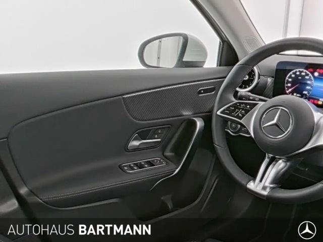 Mercedes-Benz A 180 Progressive