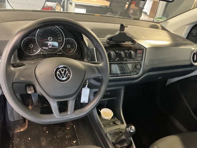 Volkswagen up! Move Move up!