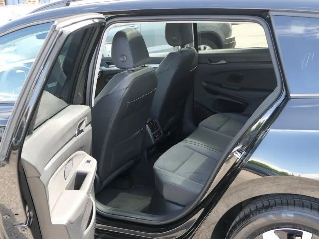 Volkswagen Golf Business DSG Variant