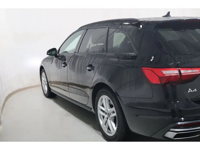Audi A4 45 TFSI Avant Quattro