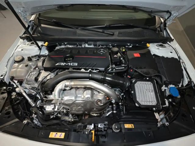 Mercedes-Benz A 35 AMG 4MATIC AMG Line