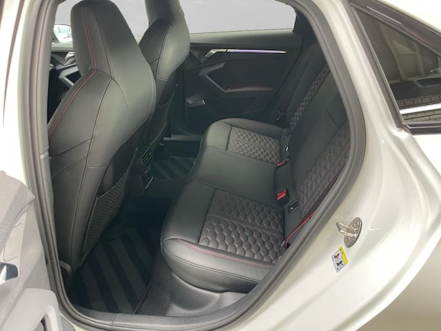 Audi RS3 Quattro S-Tronic Sedan