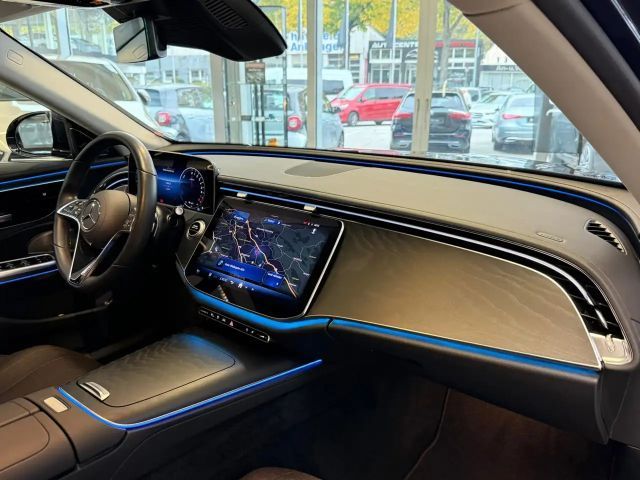 Mercedes-Benz E 300 E 300 e Estate