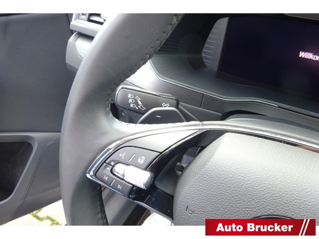 Skoda Superb 2.0 TDI Combi Style Style