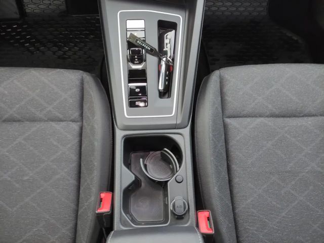 Volkswagen Golf DSG Life