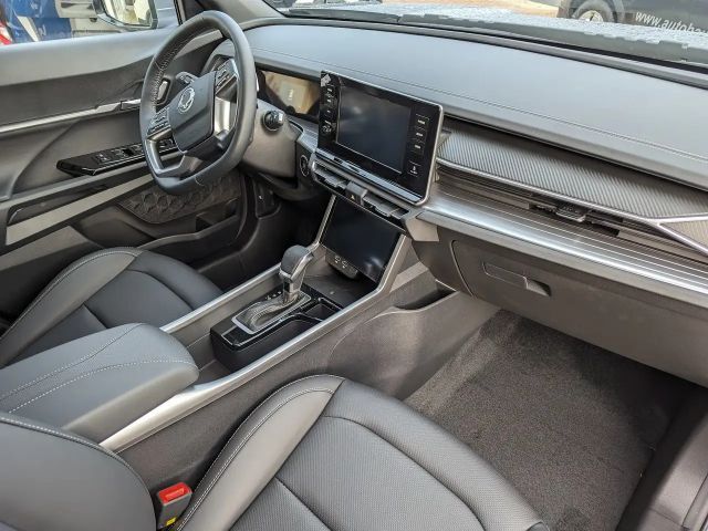 SsangYong Torres 2WD Quartz