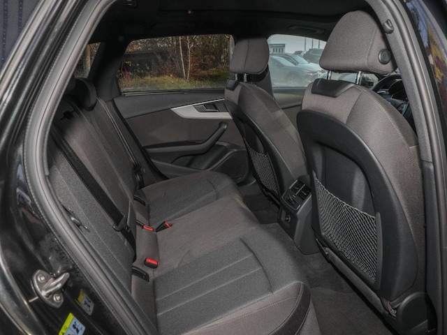 Audi A4 40 TFSI Avant S-Tronic