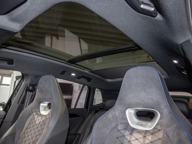 Volkswagen Tiguan Tiguan 2.0 TDI R-Line 4Motion MATRIX-LED 360°