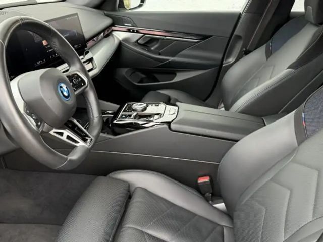 BMW i5 M-Sport Sedan eDrive40