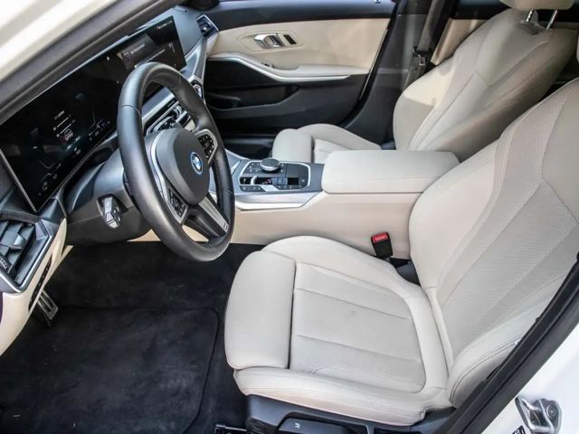 BMW 330 330e M-Sport Touring