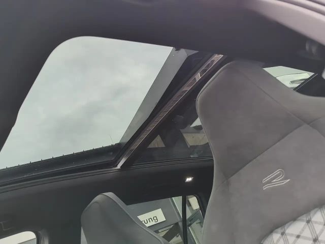 Volkswagen Golf DSG R-Line Variant