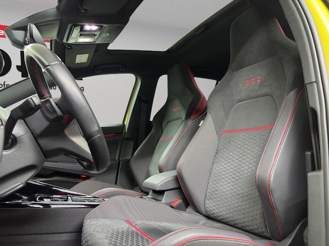 Volkswagen Golf 2.0 TSI DSG Golf VIII