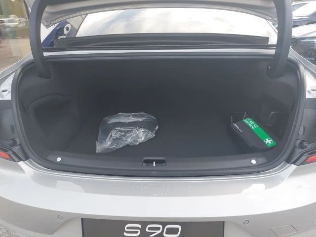 Volvo S90 AWD Recharge T8