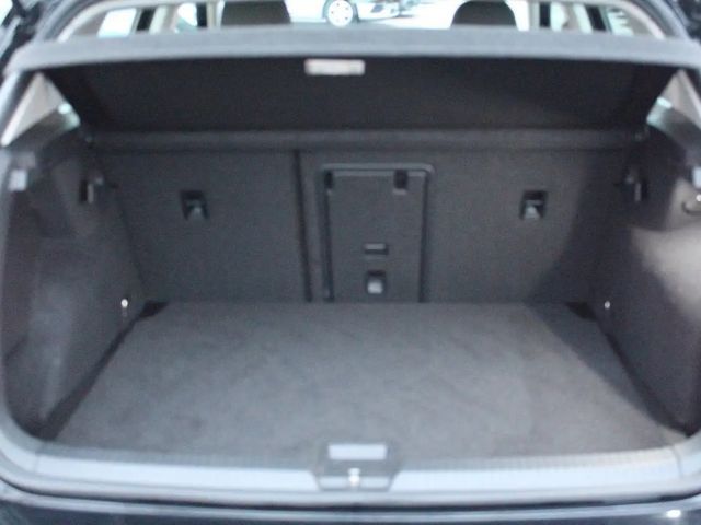 Volkswagen Golf DSG Life