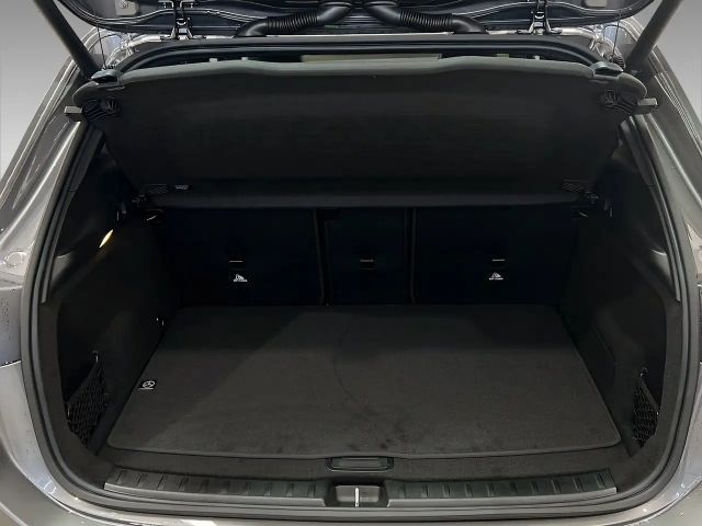 Mercedes-Benz GLA 200 MBUX+LED+PARKTRONIC+Kamera+SHz+AHK