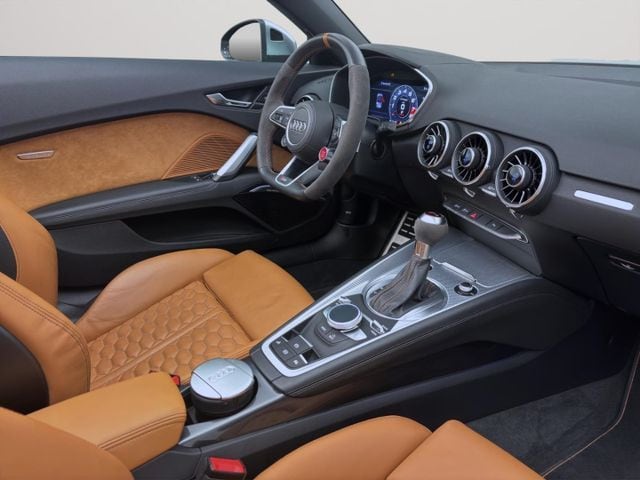 Audi TT RS Quattro Roadster S-Tronic