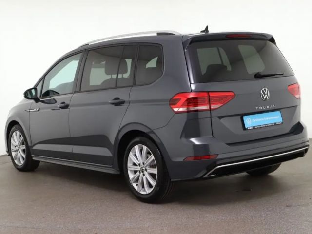 Volkswagen Touran 1.5 TSI DSG R-Line