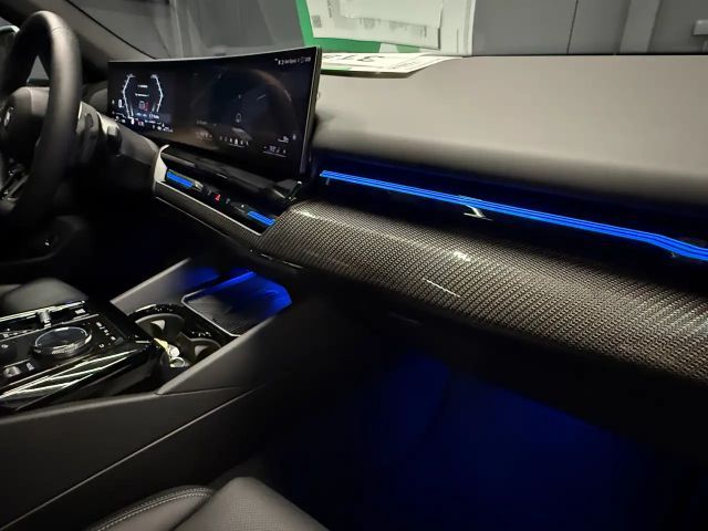 BMW 520 520d M-Sport Touring