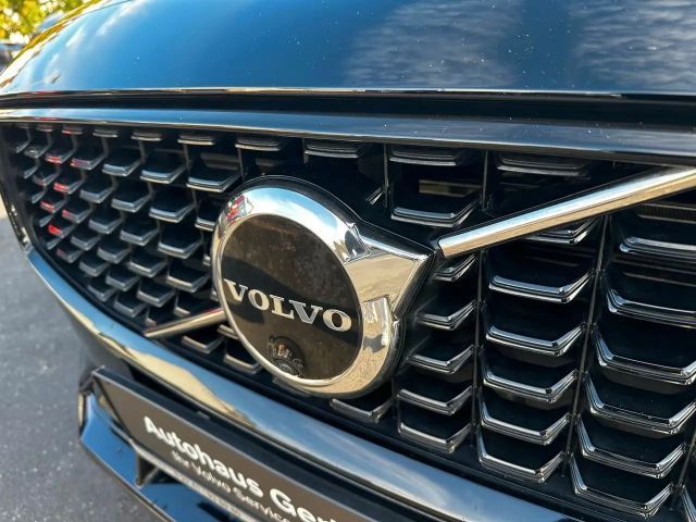 Volvo V60 AWD Dark Plus T8