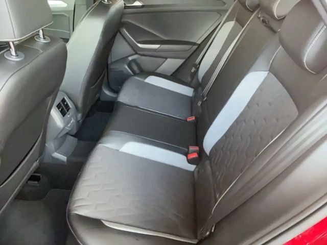 Volkswagen T-Roc 1.5 TSI Plus