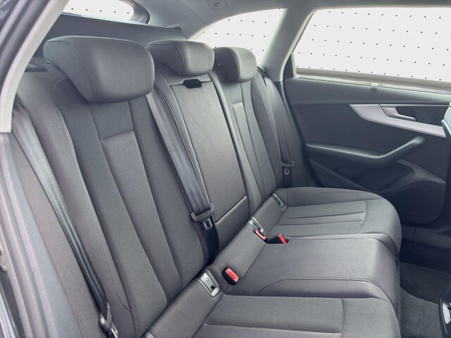 Audi A4 40 TFSI Avant S-Tronic