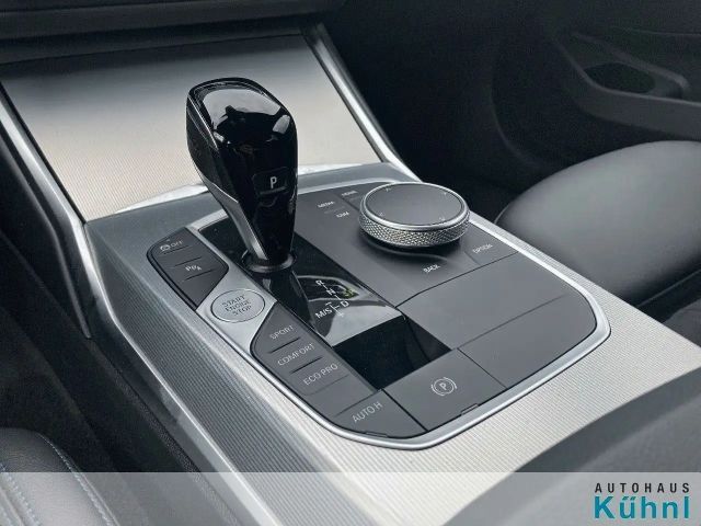 BMW 320 320d M-Sport Touring xDrive