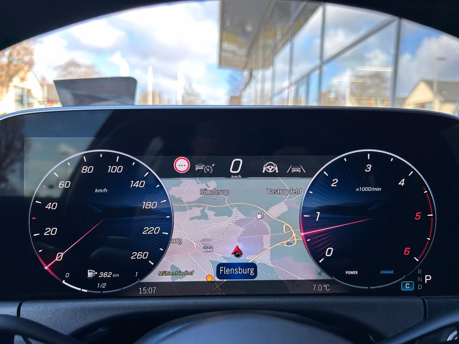 Mercedes-Benz E 220 AVANTGARDE E 220 d Estate