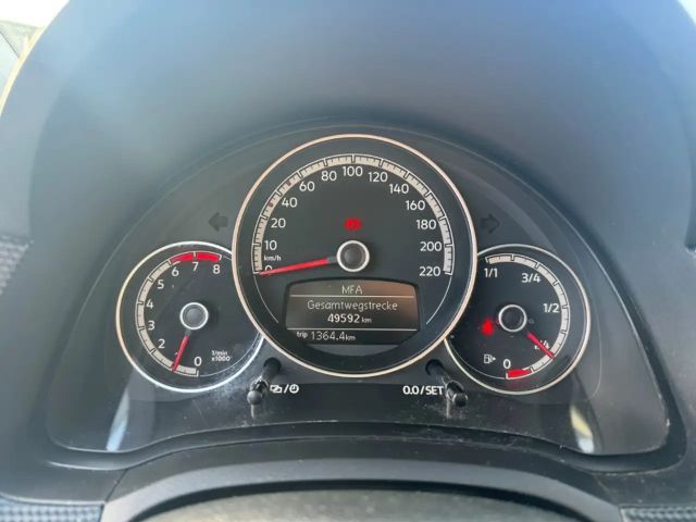 Volkswagen up! Active